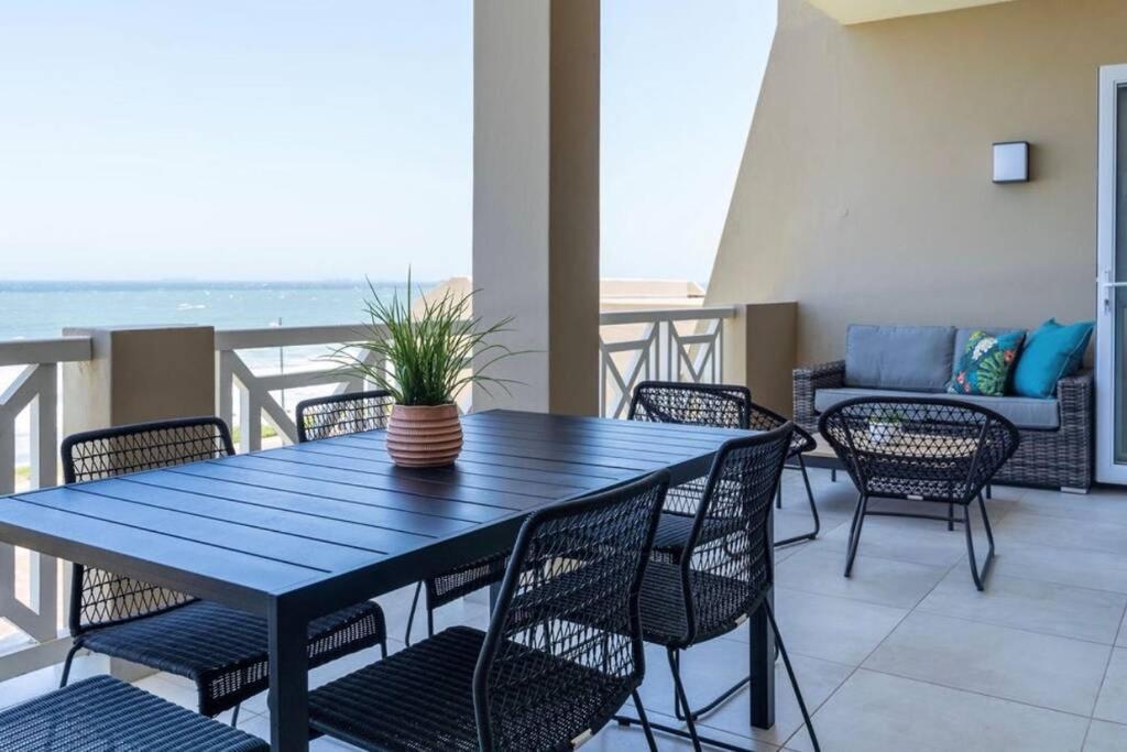 Waterfront Getaway, 2 Bedroom Seaside Bliss Umdloti Kültér fotó