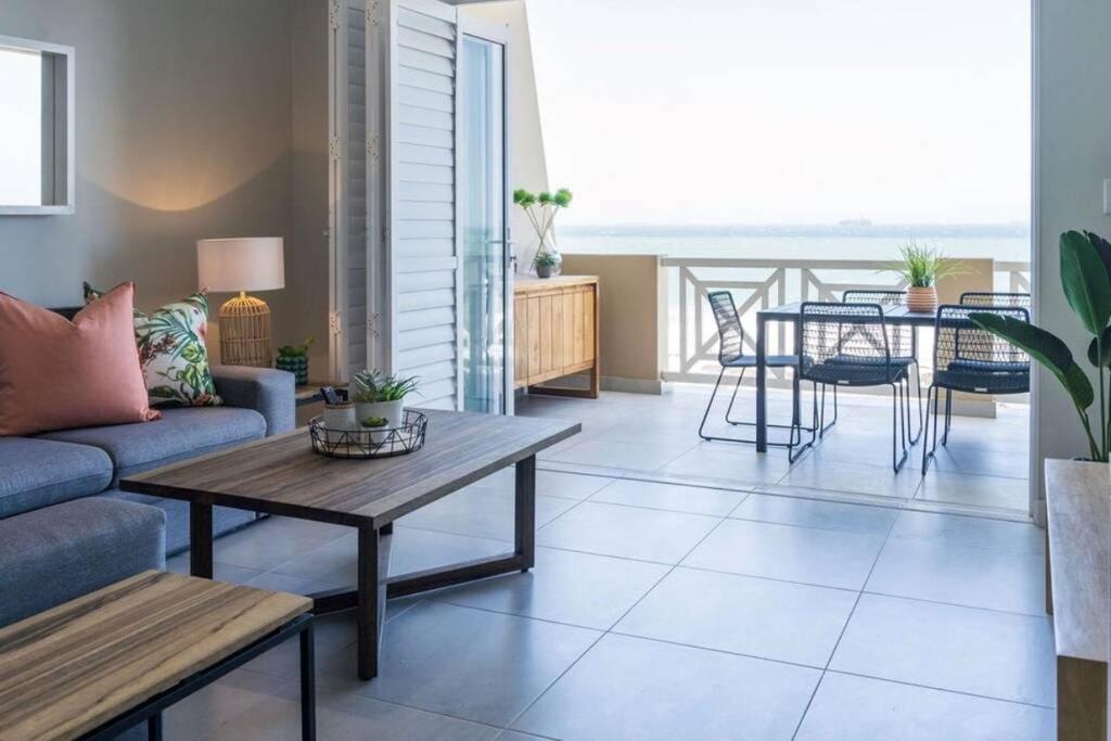 Waterfront Getaway, 2 Bedroom Seaside Bliss Umdloti Kültér fotó
